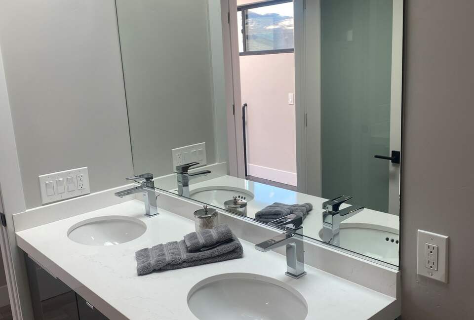 The Surfrider Del Mar - Del Mar, California