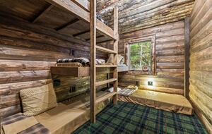 Rustic-Modern Mountain Haven near Waterfalls, Trails & Lake Glenville - Welcome to Fox and Fern Lodge - Glenville, North Carolina