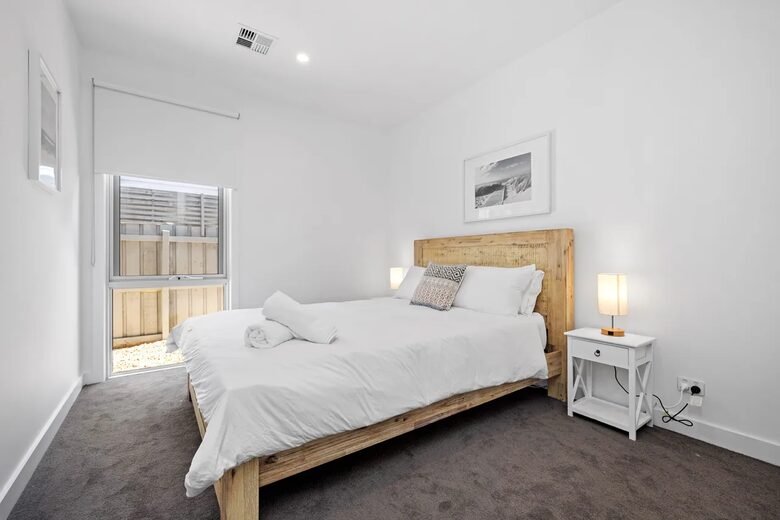 Coastal Calm | Pool, Spa & Sauna Escape near Rosebud Beach - Melbourne, Australia