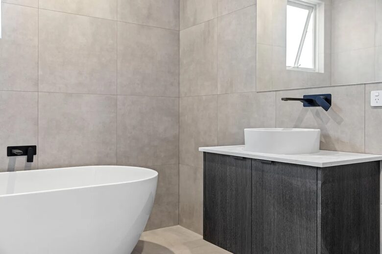 Coastal Calm | Pool, Spa & Sauna Escape near Rosebud Beach - Melbourne, Australia