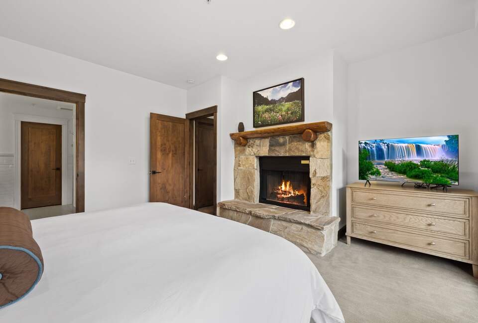 3 Bedroom Residence at The Deer Valley Club - Park City, Utah