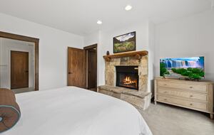 3 Bedroom Residence at The Deer Valley Club - Park City, Utah