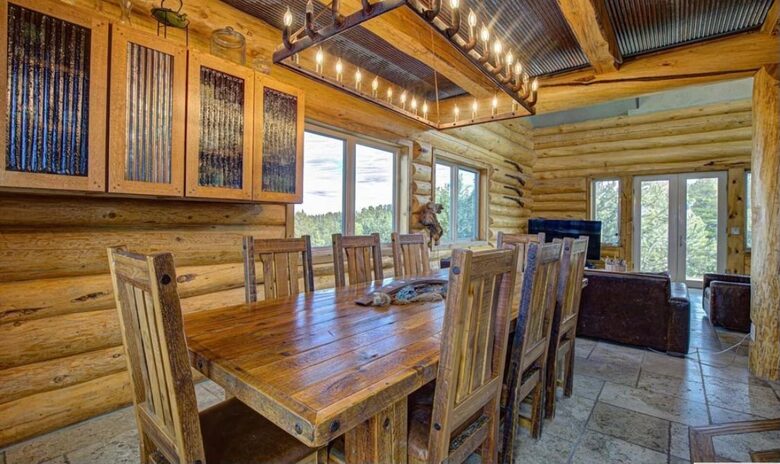 Rustic Elegance on Casper Mountain | Family Log Home Getaway - Casper, Wyoming