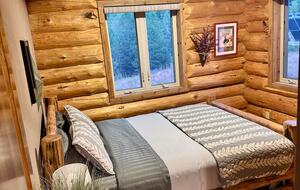 Rustic Elegance on Casper Mountain | Family Log Home Getaway - Casper, Wyoming