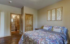 Rustic Elegance on Casper Mountain | Family Log Home Getaway - Casper, Wyoming