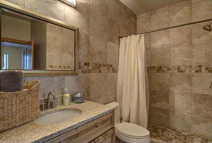 Rustic Elegance on Casper Mountain | Family Log Home Getaway - Casper, Wyoming