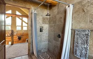 Rustic Elegance on Casper Mountain | Family Log Home Getaway - Casper, Wyoming