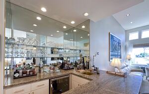 Entertainer's Bar Overlooking Lounge