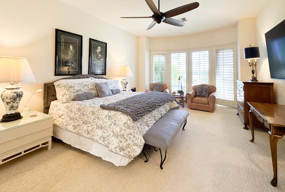 Master Suite with California King Bed