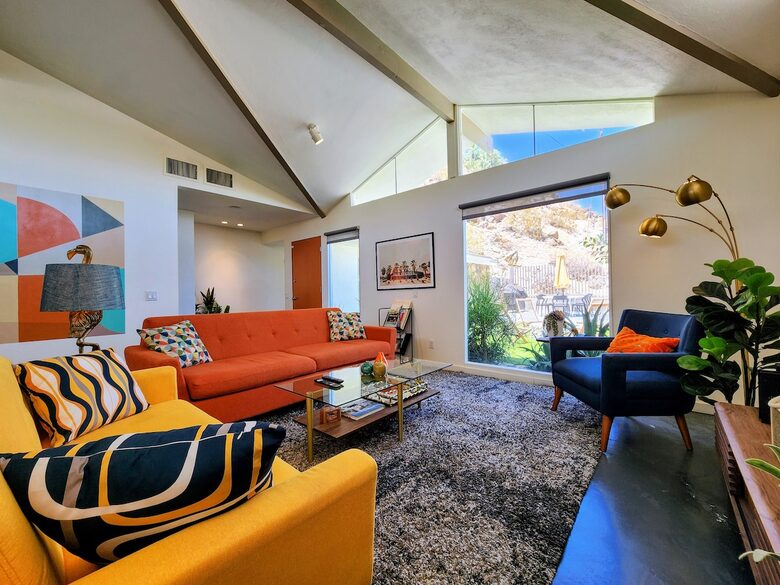 Mid-Century Retreat Near Palm Springs - Palm Springs, California