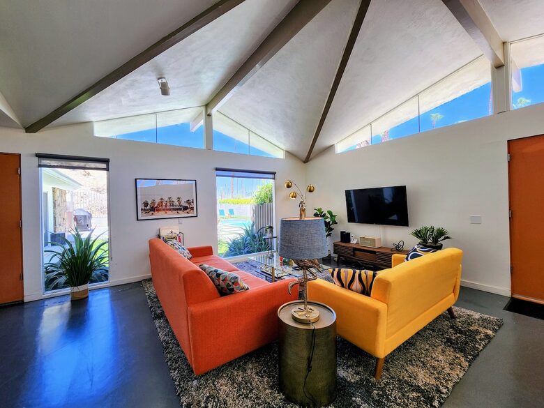 Mid-Century Retreat Near Palm Springs - Palm Springs, California