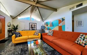 Mid-Century Retreat Near Palm Springs - Palm Springs, California