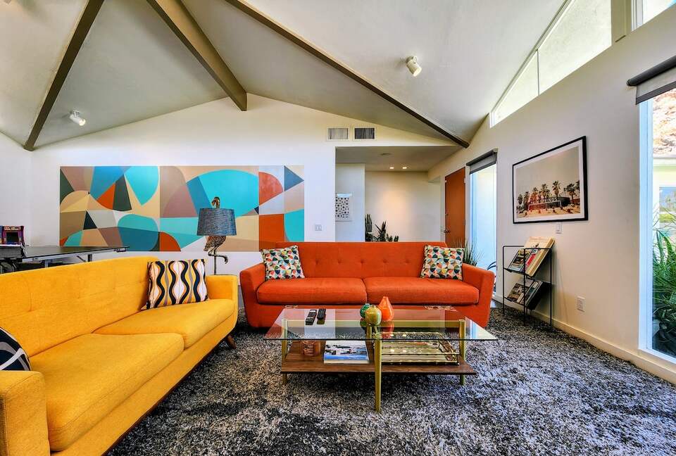 Mid-Century Retreat Near Palm Springs - Palm Springs, California