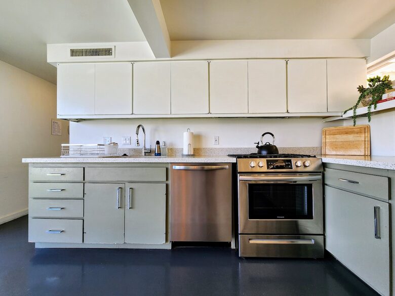 Mid-Century Retreat Near Palm Springs - Palm Springs, California