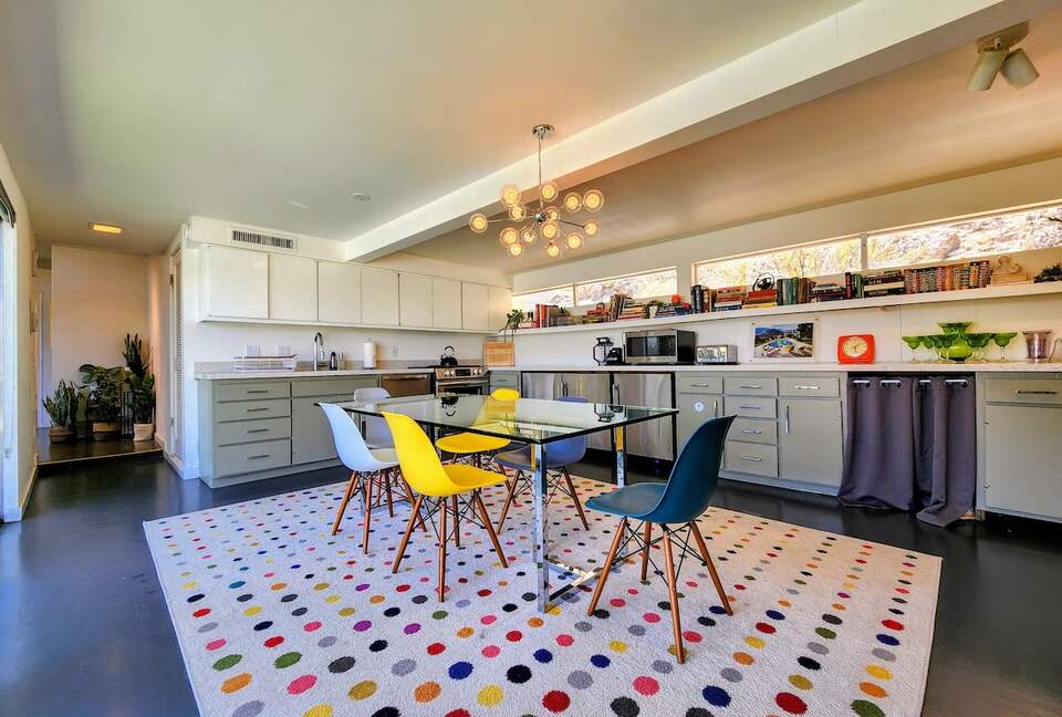 Mid-Century Retreat Near Palm Springs - Palm Springs, California