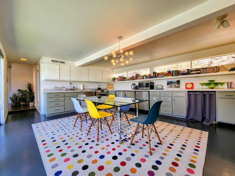 Mid-Century Retreat Near Palm Springs - Palm Springs, California