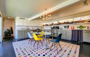 Mid-Century Retreat Near Palm Springs - Palm Springs, California