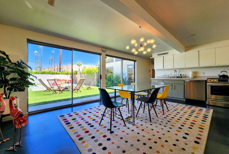 Mid-Century Retreat Near Palm Springs - Palm Springs, California