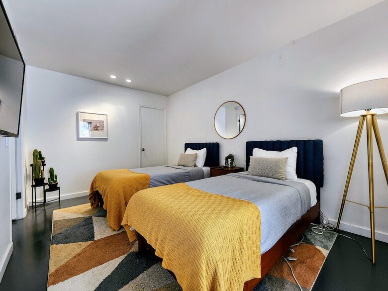 Mid-Century Retreat Near Palm Springs - Palm Springs, California