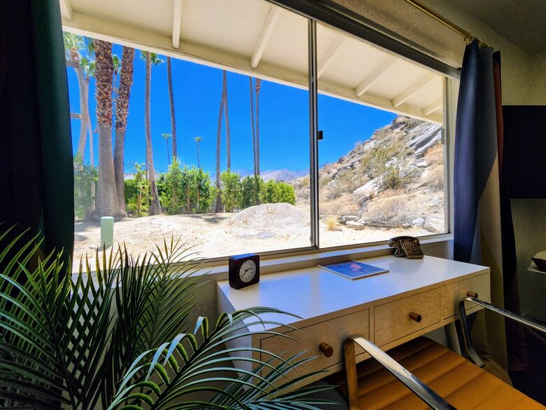 Mid-Century Retreat Near Palm Springs - Palm Springs, California