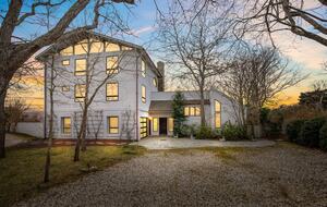 Montauk Luxury with Pool & Panoramic Views - Montauk, New York