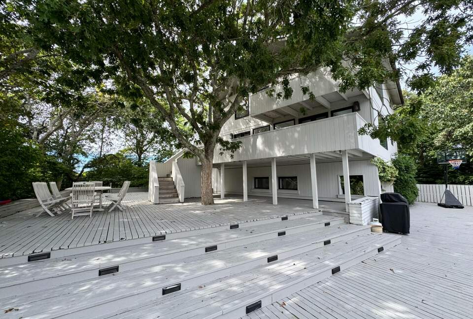 Montauk Luxury with Pool & Panoramic Views - Montauk, New York