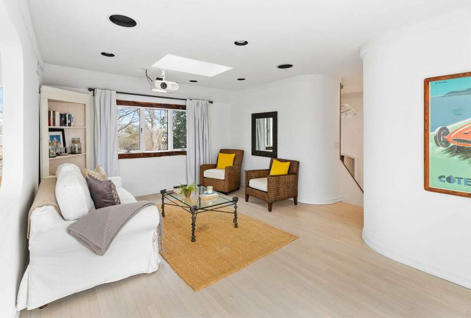 Montauk Luxury with Pool & Panoramic Views - Montauk, New York