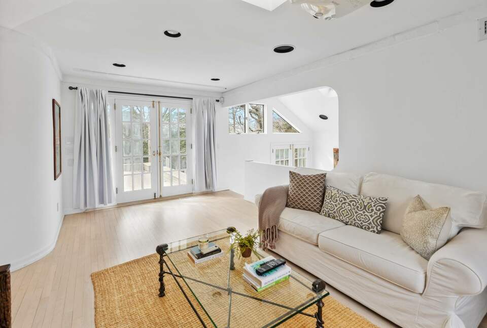 Montauk Luxury with Pool & Panoramic Views - Montauk, New York