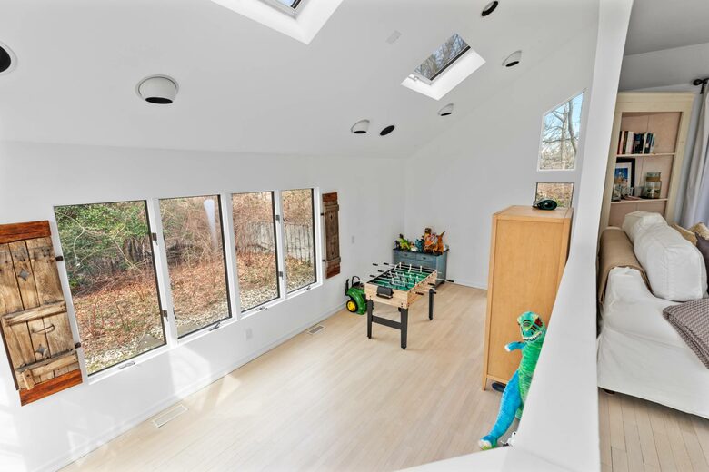 Montauk Luxury with Pool & Panoramic Views - Montauk, New York