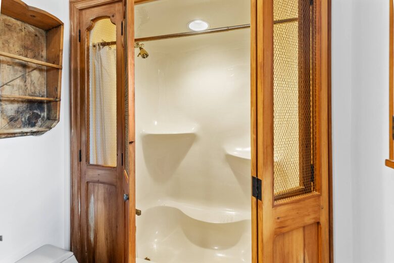 Montauk Luxury with Pool & Panoramic Views - Montauk, New York