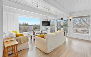 Montauk Luxury with Pool & Panoramic Views - Montauk, New York