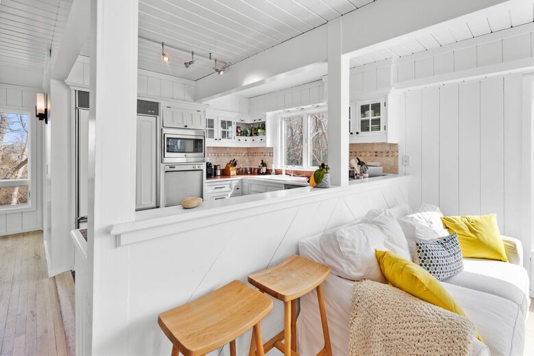 Montauk Luxury with Pool & Panoramic Views - Montauk, New York