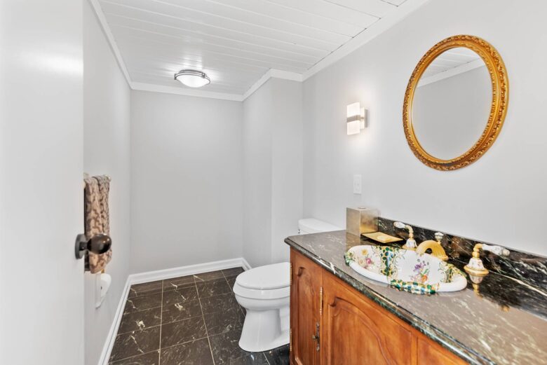 Montauk Luxury with Pool & Panoramic Views - Montauk, New York