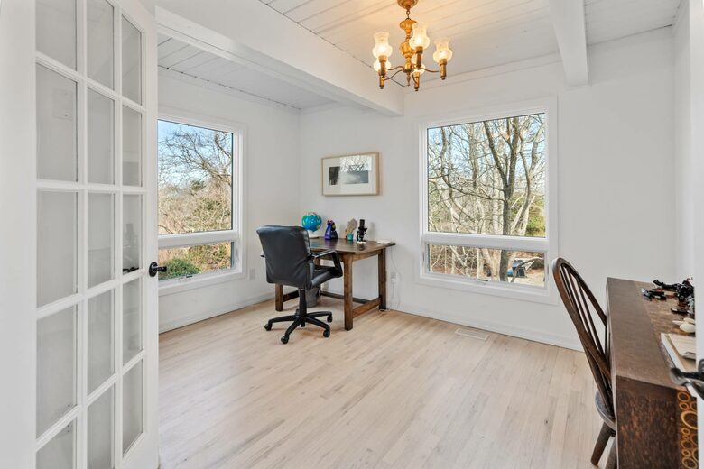 Montauk Luxury with Pool & Panoramic Views - Montauk, New York