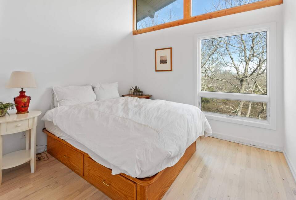 Montauk Luxury with Pool & Panoramic Views - Montauk, New York