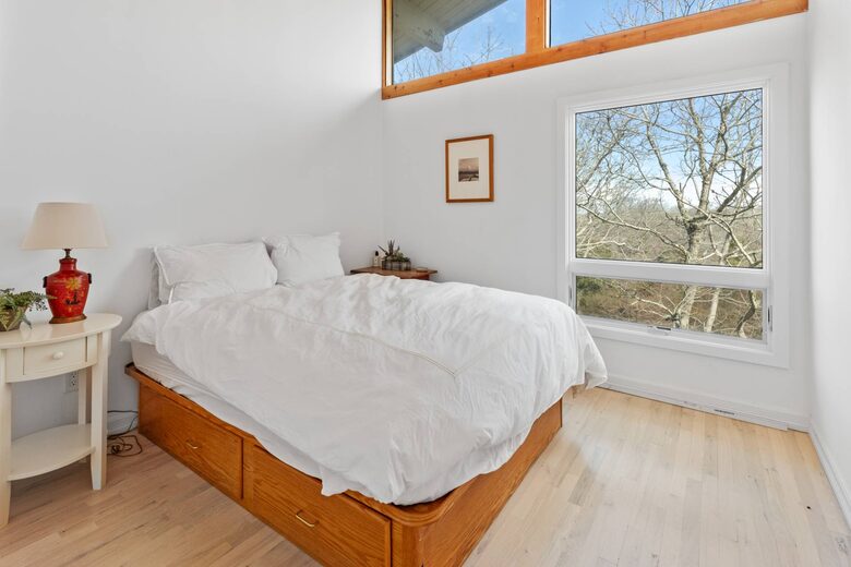 Montauk Luxury with Pool & Panoramic Views - Montauk, New York