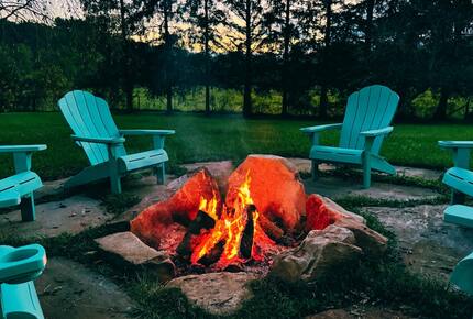 Cozy Mountain Cottage Between Asheville & Brevard - Mills River, North Carolina