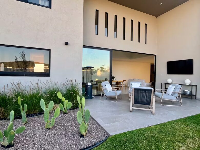 Elegant Getaway near Plaza Mayor León - León de los Aldama, Mexico