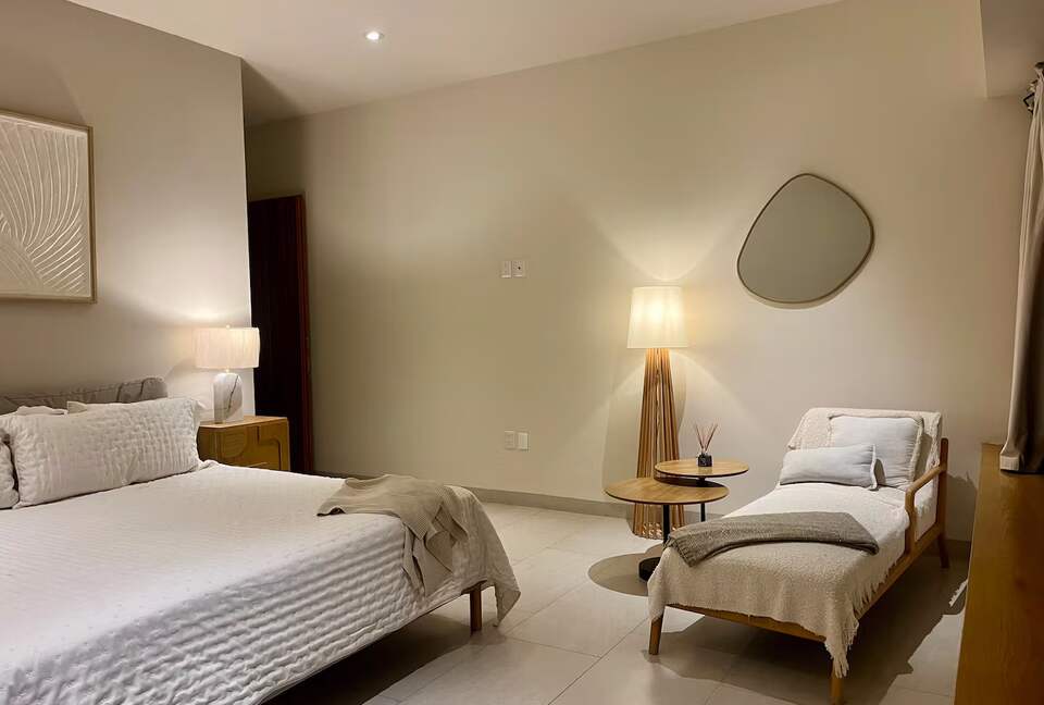 Elegant Getaway near Plaza Mayor León - León de los Aldama, Mexico