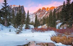 Riverside Alpine Escape | Elegant Winter Getaway in Silverthorne - Silverthorne, Colorado