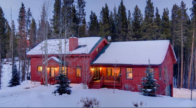 Riverside Alpine Escape | Elegant Winter Getaway in Silverthorne - Silverthorne, Colorado