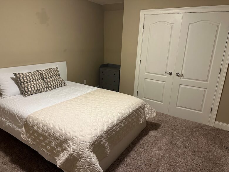 Hillside Haven Retreat | Luxe Kentucky Escape - Newport, Kentucky