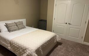 Hillside Haven Retreat | Luxe Kentucky Escape - Newport, Kentucky