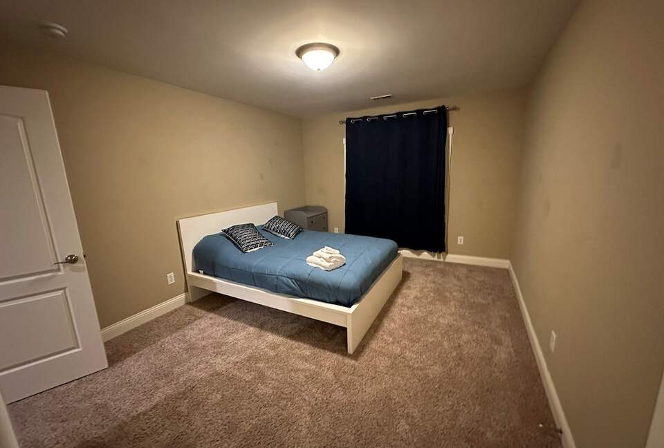 Hillside Haven Retreat | Luxe Kentucky Escape - Newport, Kentucky