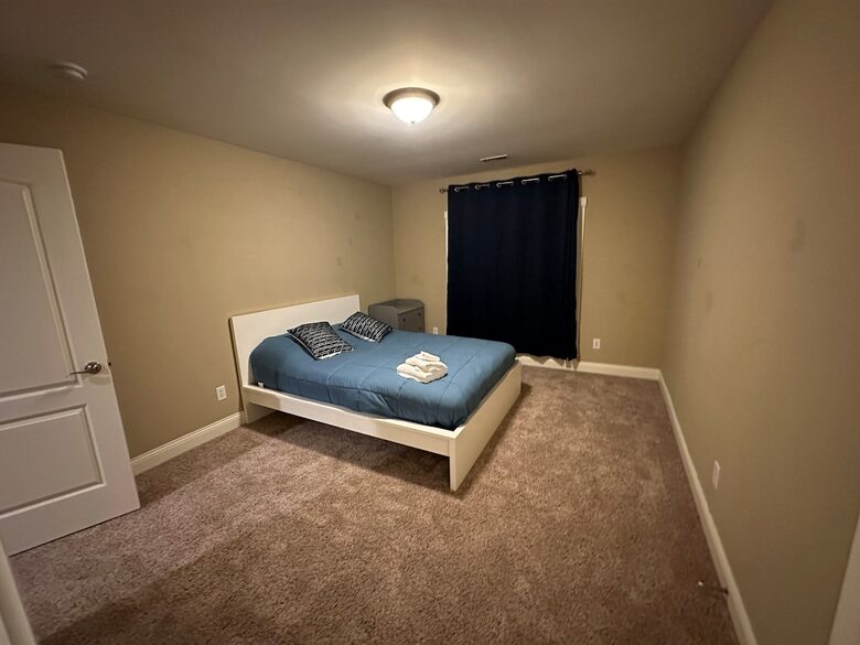 Hillside Haven Retreat | Luxe Kentucky Escape - Newport, Kentucky