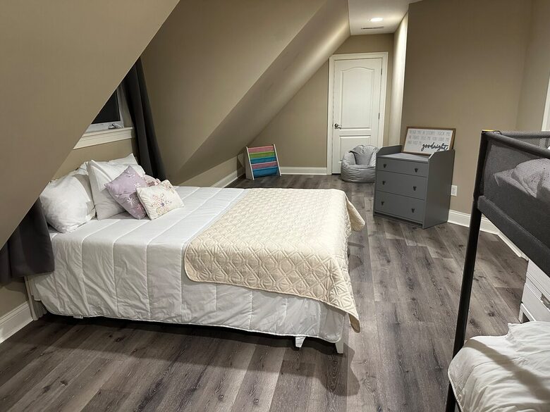 Hillside Haven Retreat | Luxe Kentucky Escape - Newport, Kentucky