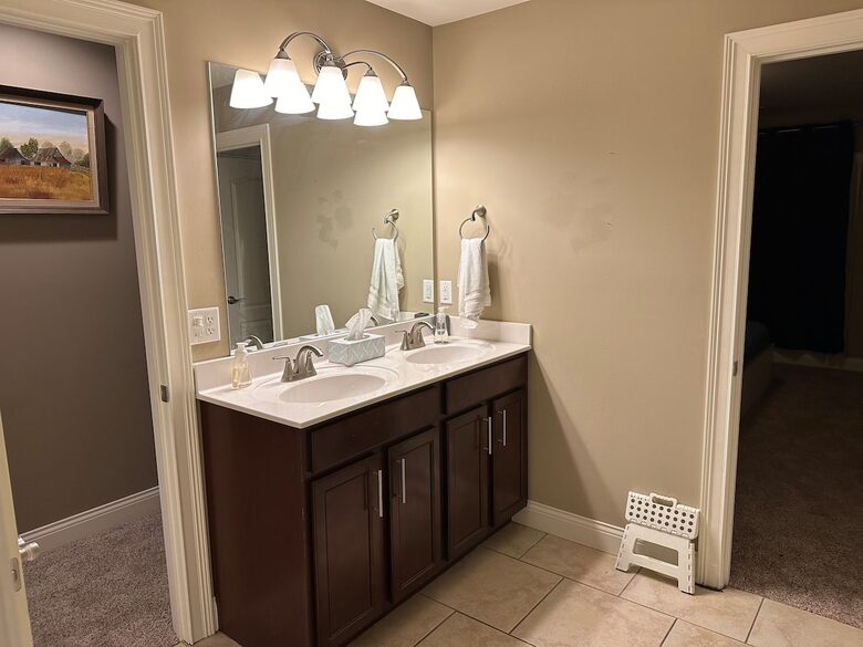 Hillside Haven Retreat | Luxe Kentucky Escape - Newport, Kentucky