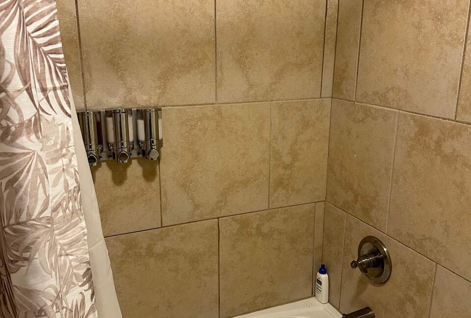 Hillside Haven Retreat | Luxe Kentucky Escape - Newport, Kentucky