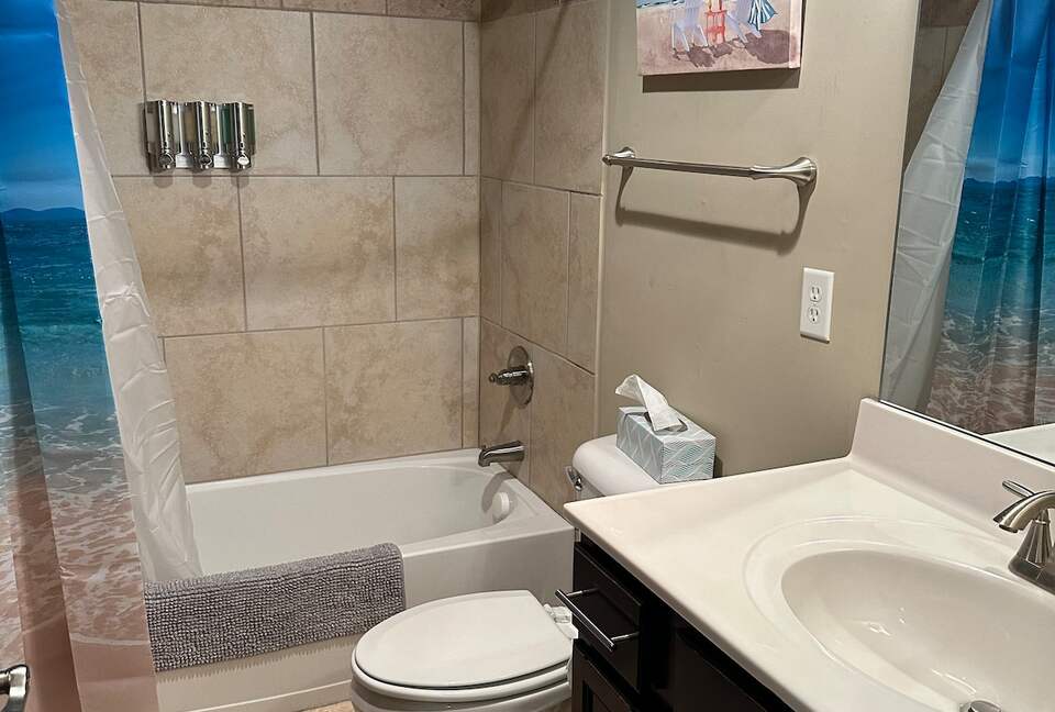 Hillside Haven Retreat | Luxe Kentucky Escape - Newport, Kentucky