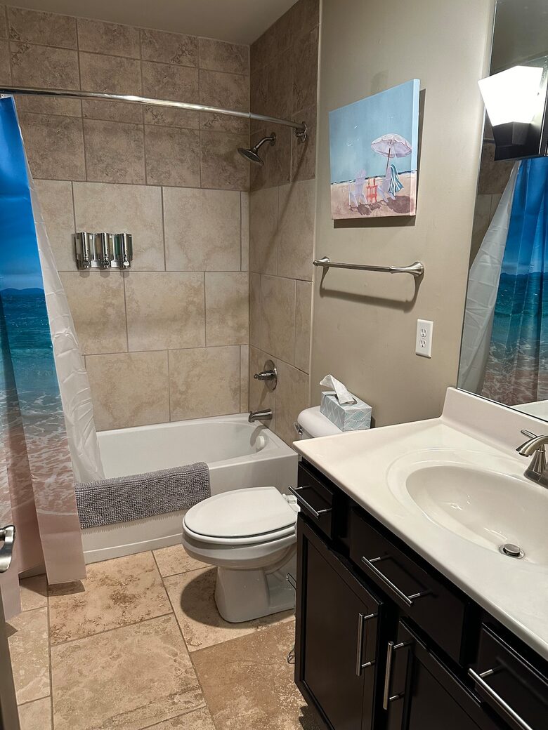 Hillside Haven Retreat | Luxe Kentucky Escape - Newport, Kentucky